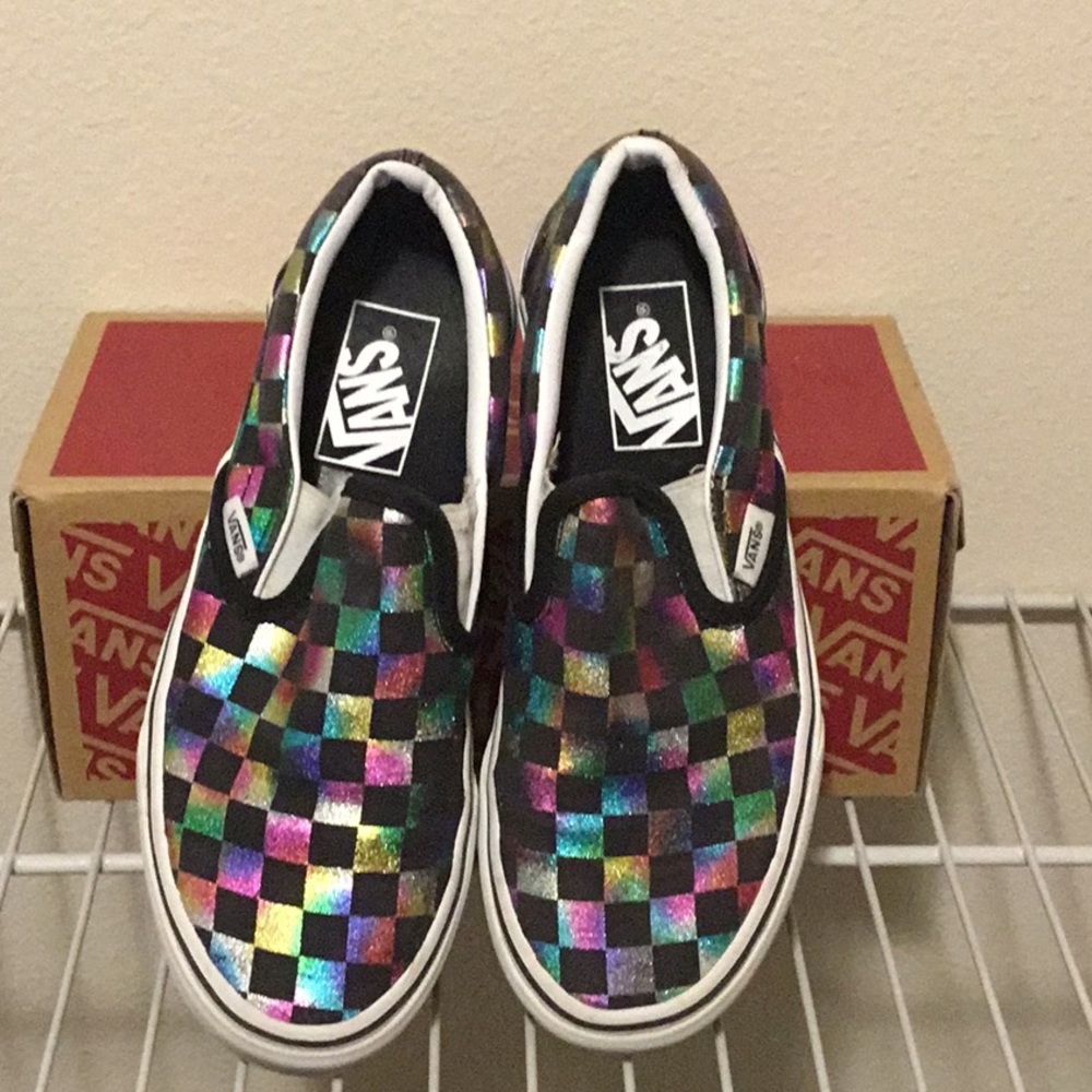 Vans - Picture 2 of 3